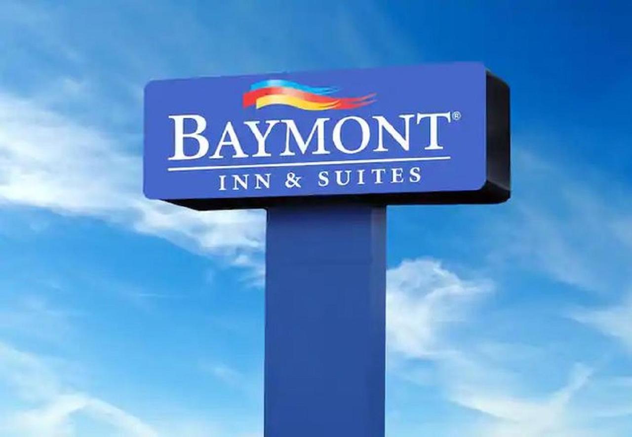 Hotel Baymont By Wyndham Madison Exterior foto